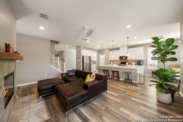 11312 Red Oak Turn, Helotes, Texas image 11
