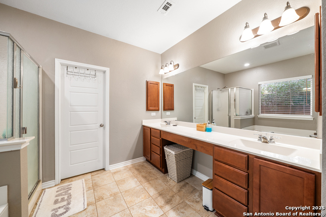 11312 Red Oak Turn, Helotes, Texas image 23