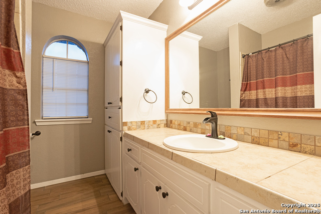 309 Meandering Way, Del Rio, Texas image 20