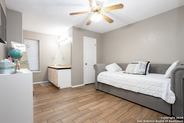 309 Meandering Way, Del Rio, Texas image 21
