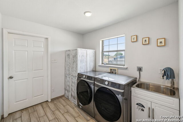 2355 Stuart Rd, Adkins, Texas image 3