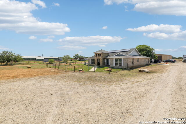 2355 Stuart Rd, Adkins, Texas image 33
