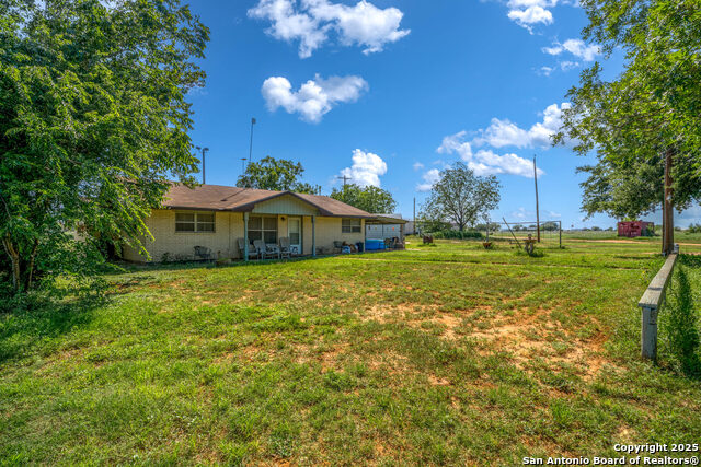 258 County Road 4000, Pearsall, Texas image 2