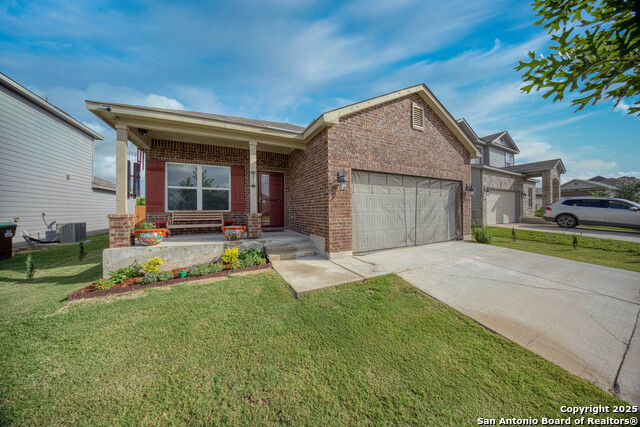 13115 Heathers Reef, Saint Hedwig, Texas image 1