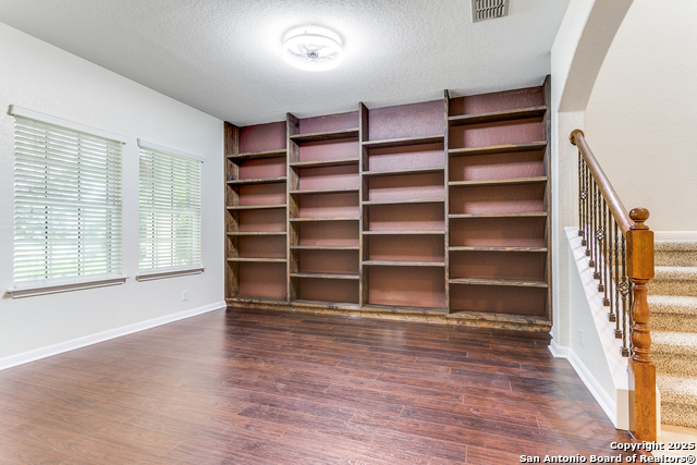 10611 Larch Grove Ct, Helotes, Texas image 4