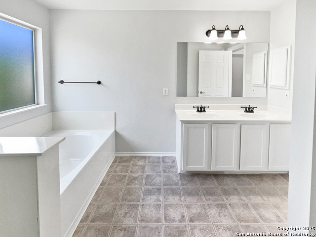 12719 Holly Cedar, Helotes, Texas image 7