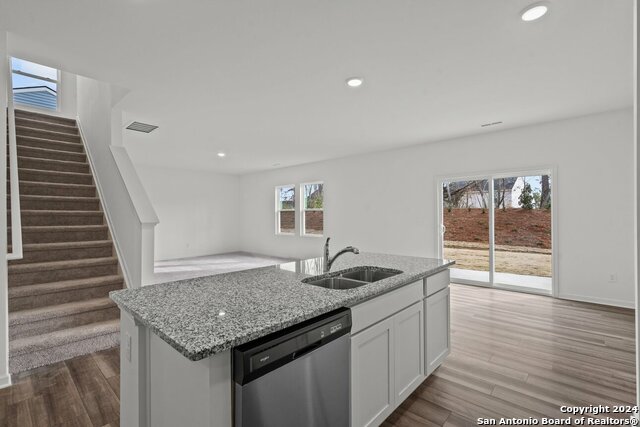 1428 Almeda Road, Seguin, Texas image 8