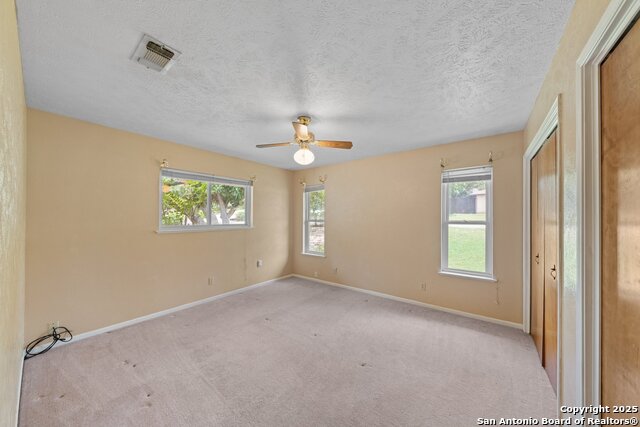 200 Oakview, Kerrville, Texas image 10