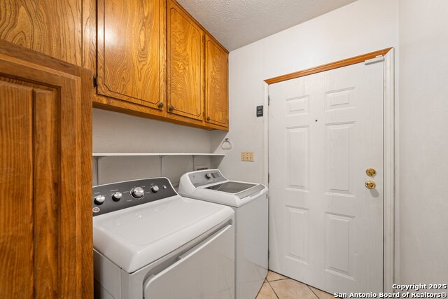 200 Oakview, Kerrville, Texas image 13