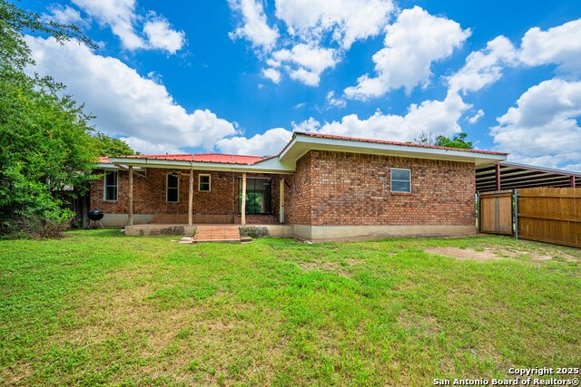 200 Oakview, Kerrville, Texas image 20