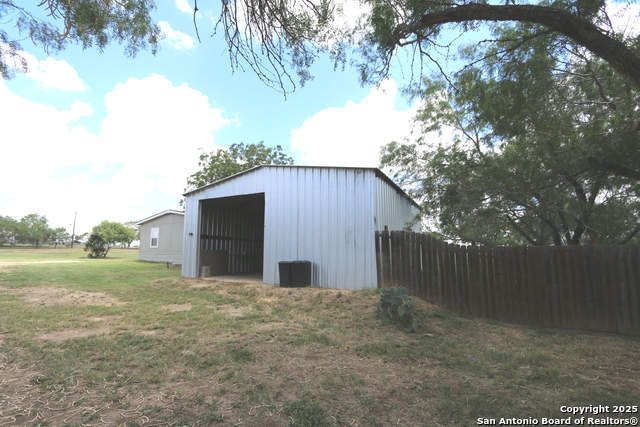 7510 Pittman, Adkins, Texas image 31
