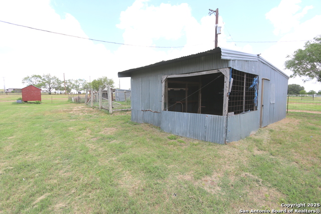 7510 Pittman, Adkins, Texas image 36