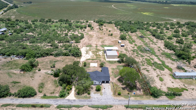 121 Cr 367, Uvalde, Texas image 48