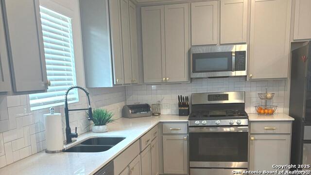9151 Portobello Way, Converse, Texas image 4