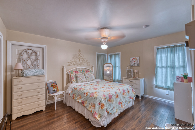 827 E Nopal, Uvalde, Texas image 15