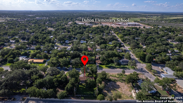 827 E Nopal, Uvalde, Texas image 22