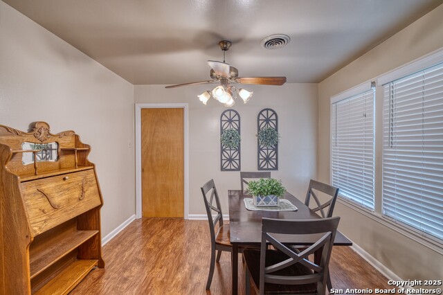 827 E Nopal, Uvalde, Texas image 4