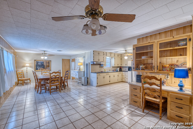 827 E Nopal, Uvalde, Texas image 7