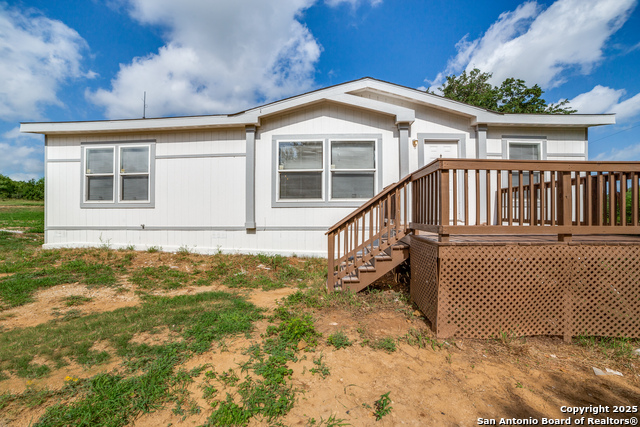 830 County Road 6751, Devine, Texas image 2