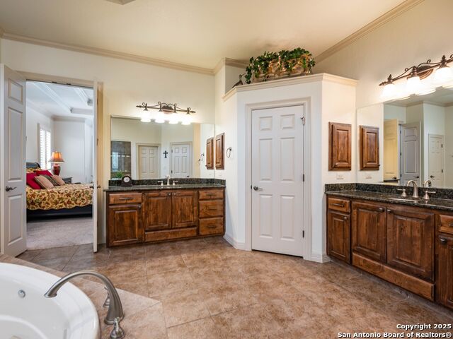 14402 Contour Place, Helotes, Texas image 32