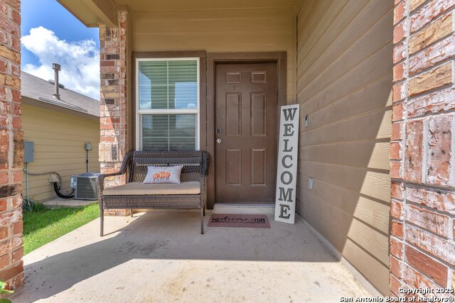 4263 Busbee Flds, Saint Hedwig, Texas image 5
