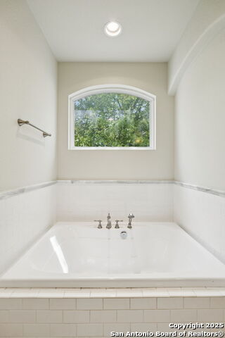 235 E Fair Oaks, Alamo Heights, Texas image 35