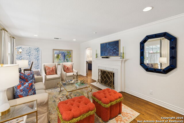 235 E Fair Oaks, Alamo Heights, Texas image 4