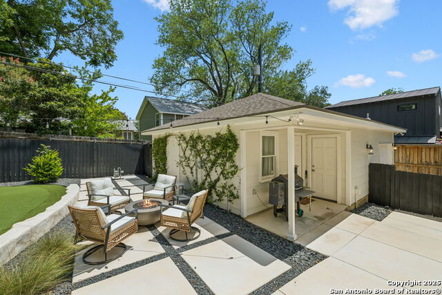 235 E Fair Oaks, Alamo Heights, Texas image 47