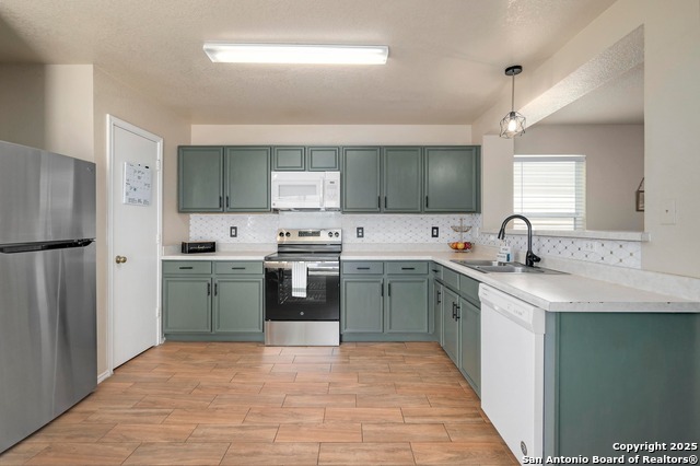 8030 Cavern Hill, San Antonio, Texas image 8