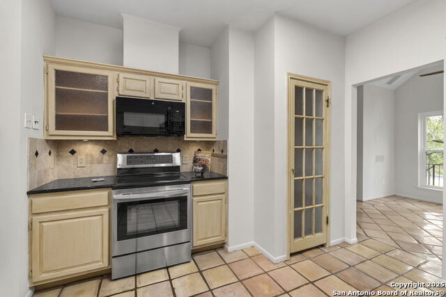 28406 Quadrille Lane, Boerne, Texas image 11