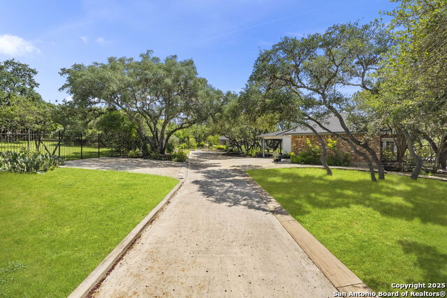 28406 Quadrille Lane, Boerne, Texas image 24