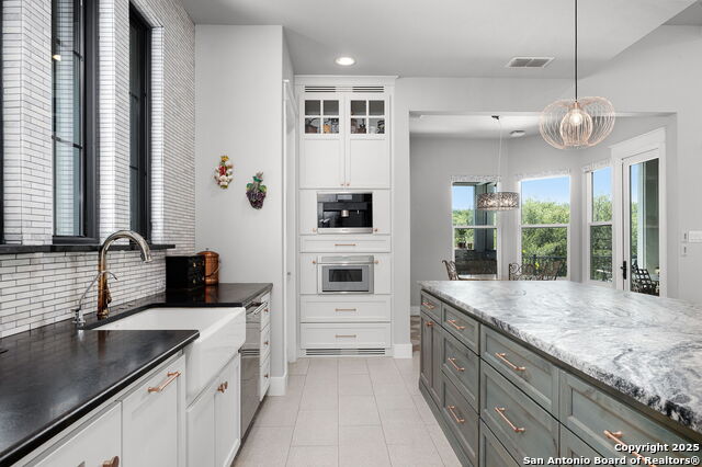 2250 Meritage, New Braunfels, Texas image 12