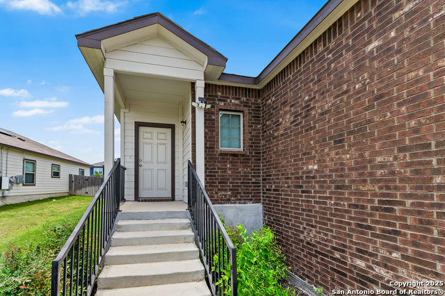 312 Bobwhite, San Antonio, Texas image 2