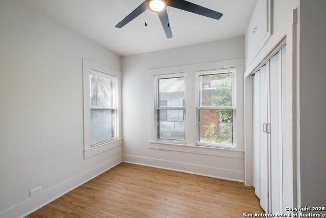 1002 Aganier, San Antonio, Texas image 12