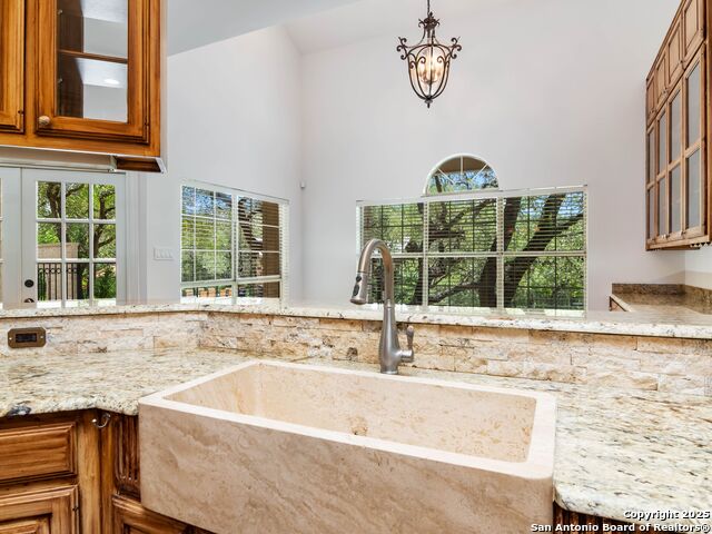 6 De Zavala, Shavano Park, Texas image 14