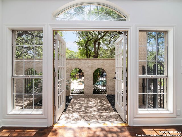 6 De Zavala, Shavano Park, Texas image 19