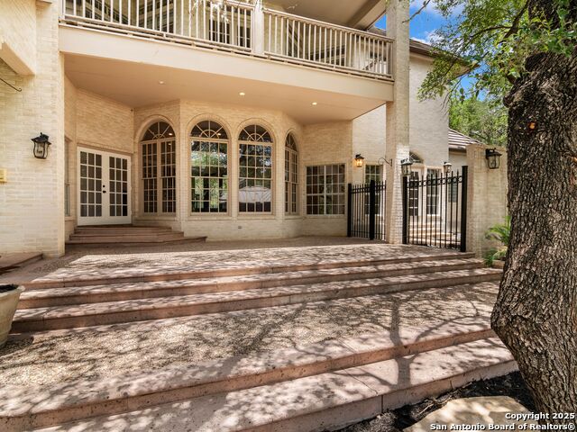 6 De Zavala, Shavano Park, Texas image 45