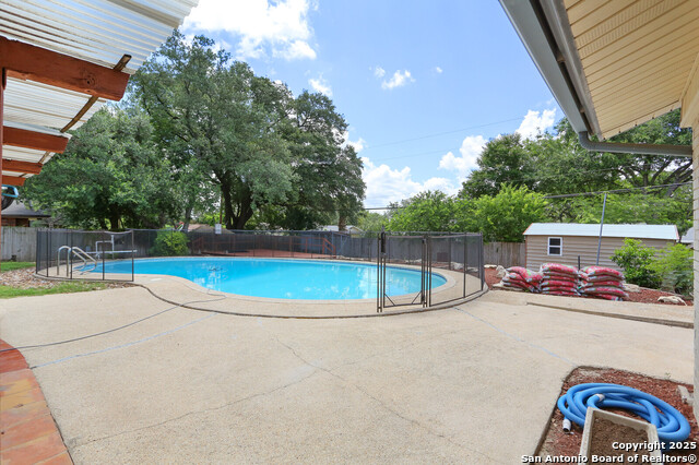 2718 Marlborough, San Antonio, Texas image 38