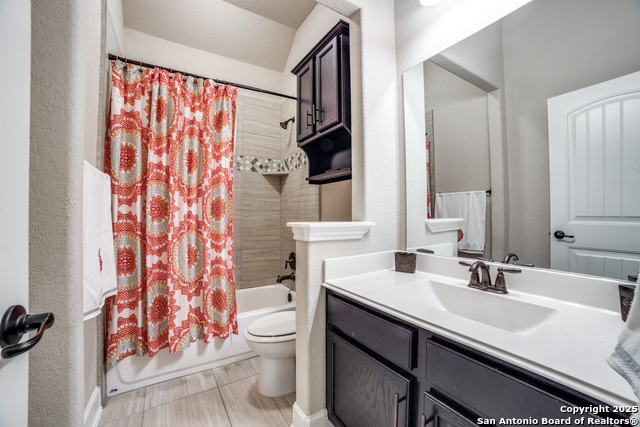8823 Whisper Gate, Boerne, Texas image 19
