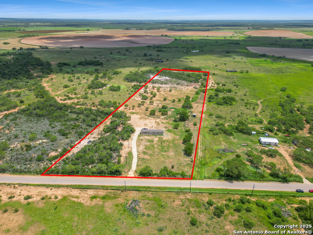 2561 County Road 3000, Pearsall, Texas image 1