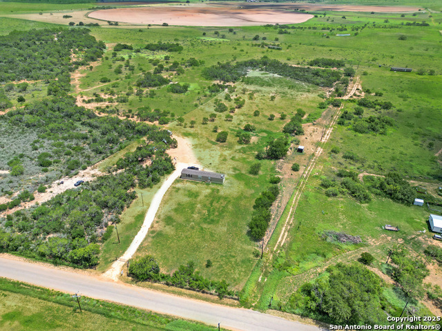 2561 County Road 3000, Pearsall, Texas image 5