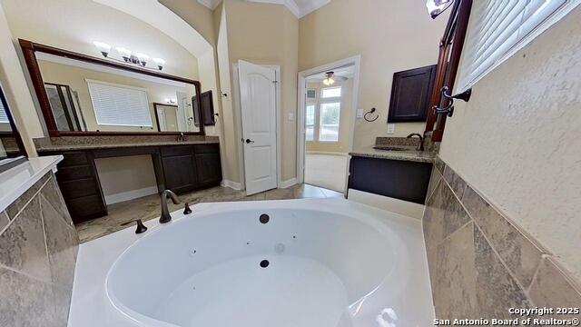 13230 Helotes Circle, Helotes, Texas image 35