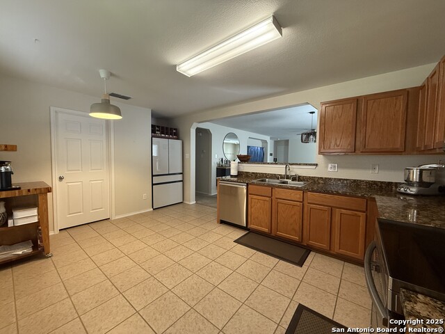16238 Galloping Oak, Selma, Texas image 5
