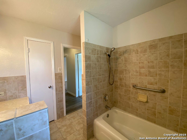 749 Windrock, Windcrest, Texas image 22