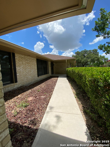 749 Windrock, Windcrest, Texas image 4