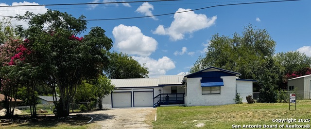 8287 S Fm 2790 W, Somerset, Texas image 2