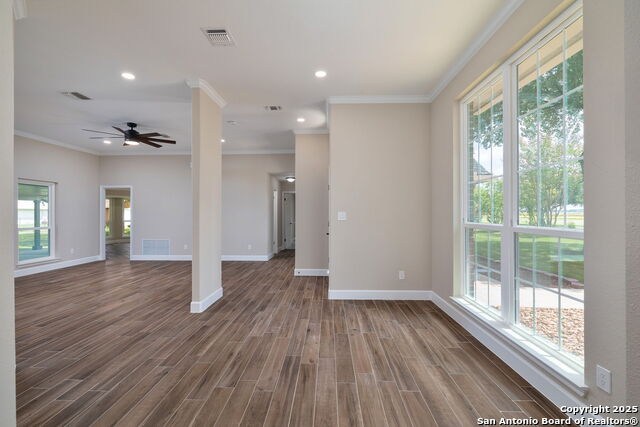 124 County Road 4712, Castroville, Texas image 12