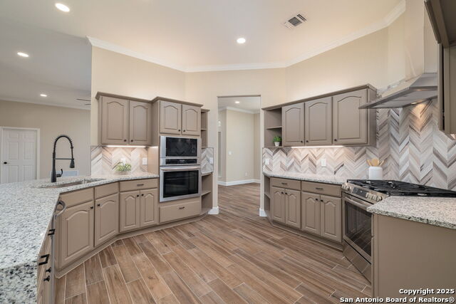 124 County Road 4712, Castroville, Texas image 23