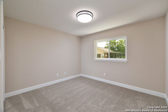 124 County Road 4712, Castroville, Texas image 34
