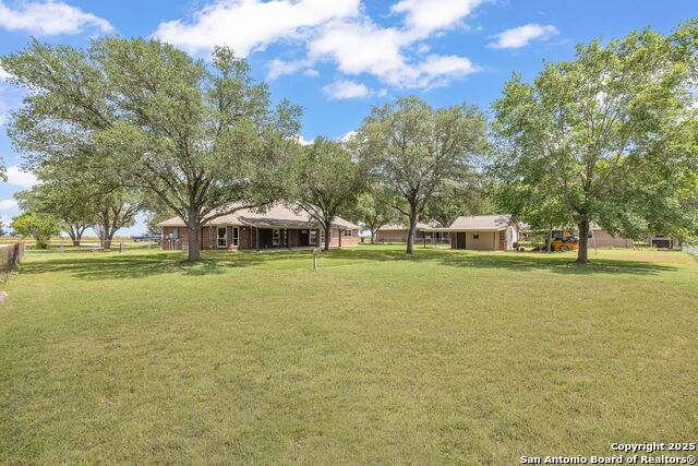 124 County Road 4712, Castroville, Texas image 42